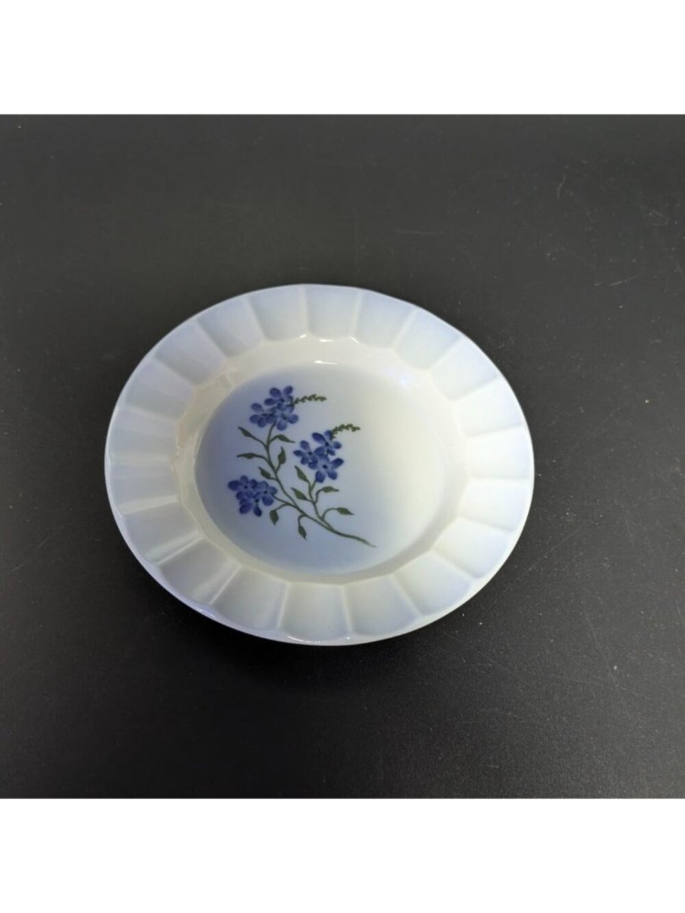 Royal Copenhagen Denmark Blue Floral Porcelain Ashtray Elegant Scalloped Design